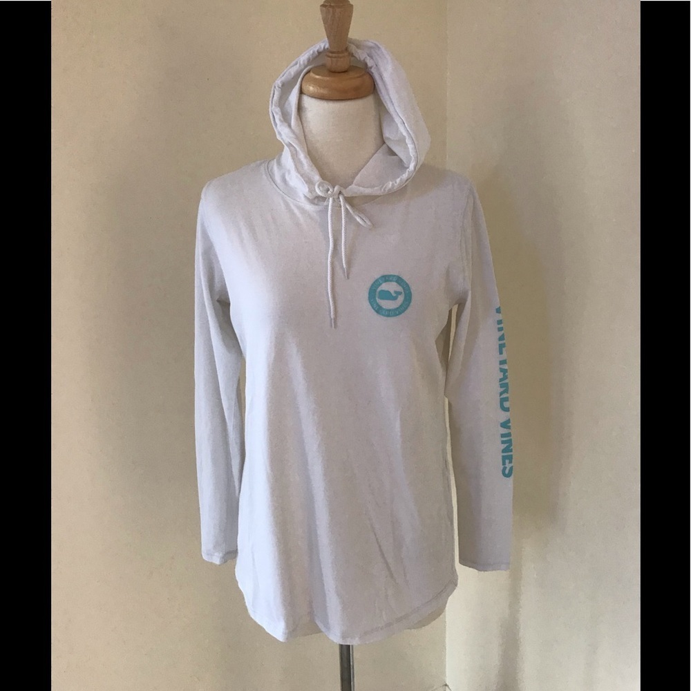 Vineyard Vines Men’s Small Whale Dot Hoodie .